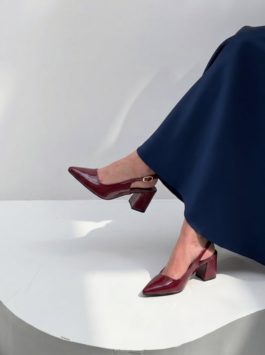 Ivory Pointed Heels Maroon
