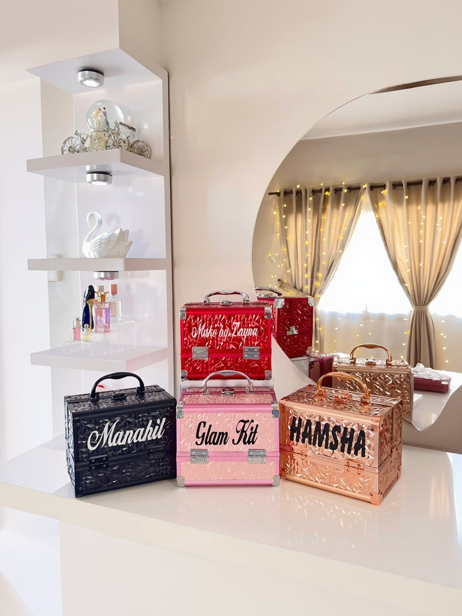 Signature Vanity Box with Mirror & Lock in Pakistan | Makeup Box